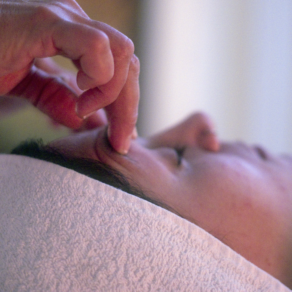 Masaje facial kobido - Tratamientos Santo Remedio